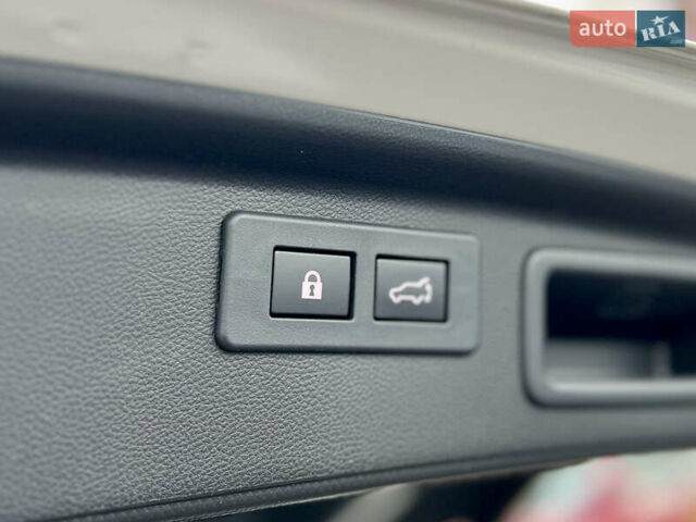 Белый Субару Форестер, объемом двигателя 2 л и пробегом 51 тыс. км за 27999 $, фото 47 на Automoto.ua