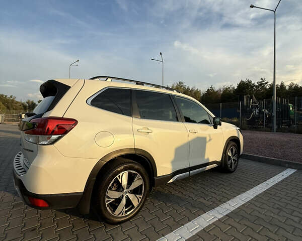 Белый Субару Форестер, объемом двигателя 2.5 л и пробегом 79 тыс. км за 30500 $, фото 7 на Automoto.ua