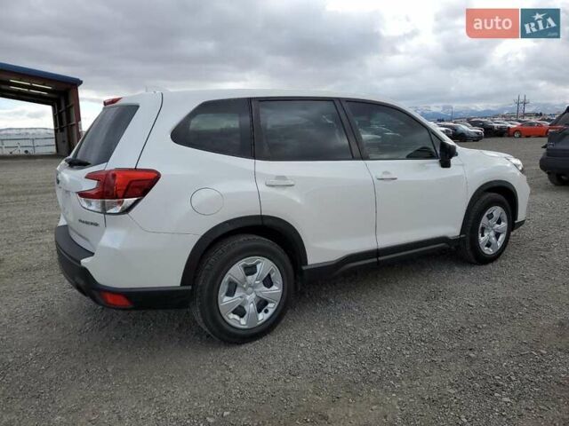 Белый Субару Форестер, объемом двигателя 0 л и пробегом 110 тыс. км за 3900 $, фото 2 на Automoto.ua