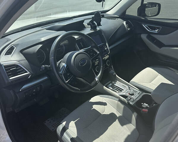 Білий Субару Forester, об'ємом двигуна 2.5 л та пробігом 72 тис. км за 23500 $, фото 9 на Automoto.ua