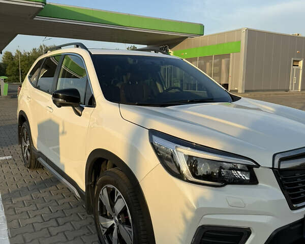 Белый Субару Форестер, объемом двигателя 2.5 л и пробегом 79 тыс. км за 30500 $, фото 4 на Automoto.ua