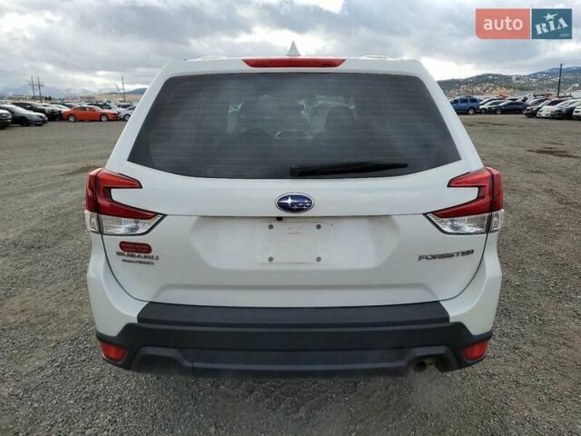 Белый Субару Форестер, объемом двигателя 0 л и пробегом 110 тыс. км за 3900 $, фото 4 на Automoto.ua