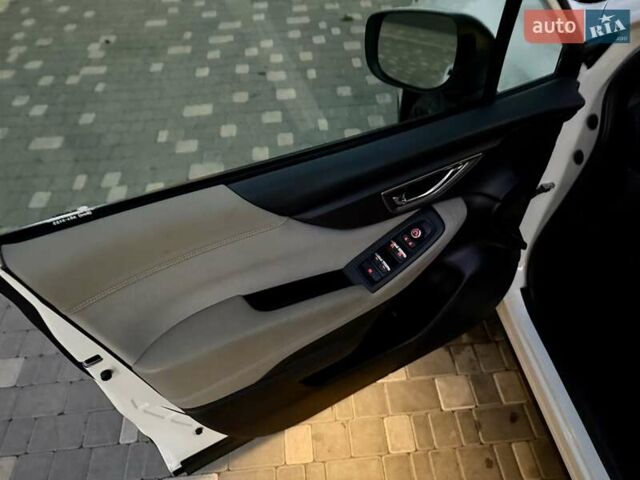 Белый Субару Форестер, объемом двигателя 2.5 л и пробегом 19 тыс. км за 16999 $, фото 33 на Automoto.ua