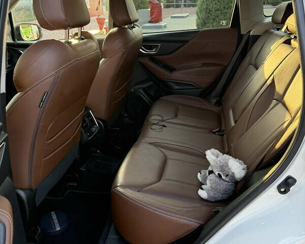 Белый Субару Форестер, объемом двигателя 2.5 л и пробегом 79 тыс. км за 30500 $, фото 21 на Automoto.ua