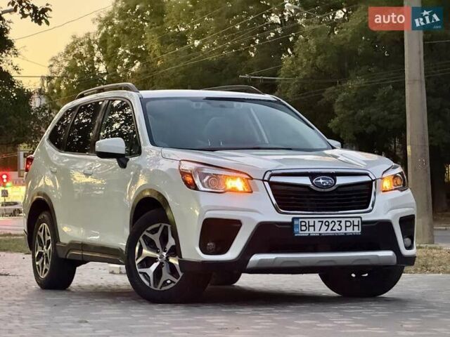 Белый Субару Форестер, объемом двигателя 2.5 л и пробегом 19 тыс. км за 16999 $, фото 19 на Automoto.ua