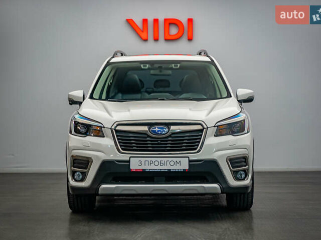Субару Форестер 2020 в Киеве на Automoto.ua Белый Субару Форестер, объемом двигателя 2.5 л и пробегом 108 тыс. км за 27845 $, фото 3 на Automoto.ua