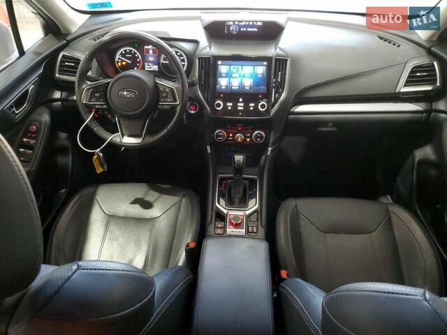 Белый Субару Форестер, объемом двигателя 2.5 л и пробегом 134 тыс. км за 5500 $, фото 7 на Automoto.ua