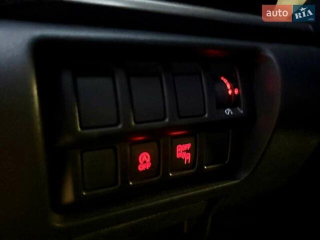 Белый Субару Форестер, объемом двигателя 2.5 л и пробегом 19 тыс. км за 16999 $, фото 37 на Automoto.ua