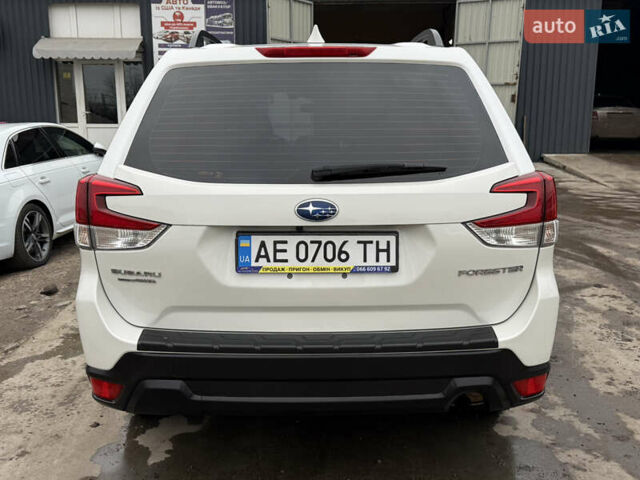 Білий Субару Forester, об'ємом двигуна 2.5 л та пробігом 75 тис. км за 18700 $, фото 6 на Automoto.ua