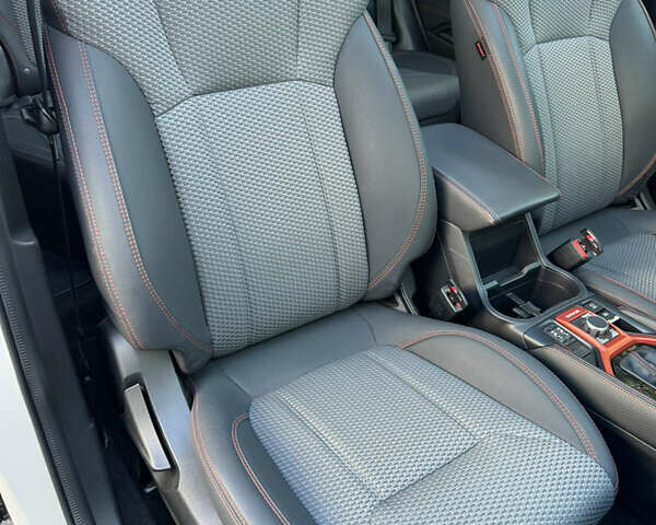 Білий Субару Forester, об'ємом двигуна 2.5 л та пробігом 178 тис. км за 17800 $, фото 52 на Automoto.ua