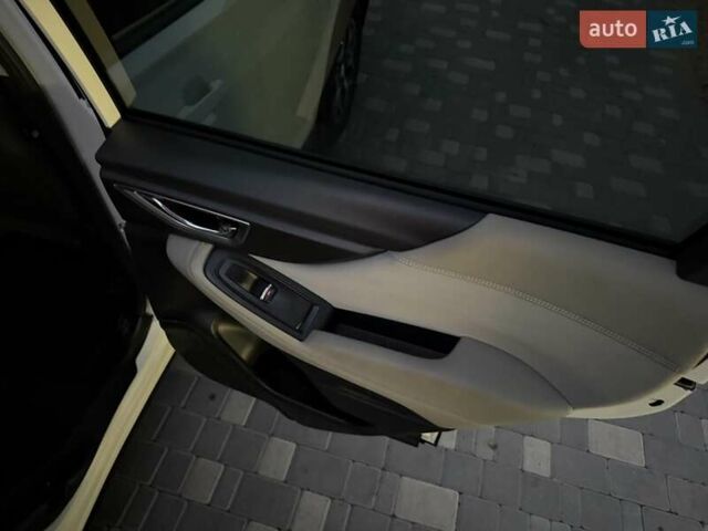 Белый Субару Форестер, объемом двигателя 2.5 л и пробегом 19 тыс. км за 16999 $, фото 66 на Automoto.ua