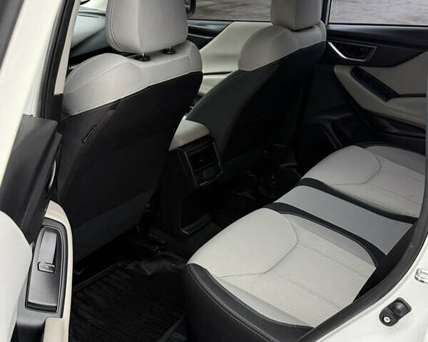 Білий Субару Forester, об'ємом двигуна 2.5 л та пробігом 75 тис. км за 18700 $, фото 12 на Automoto.ua