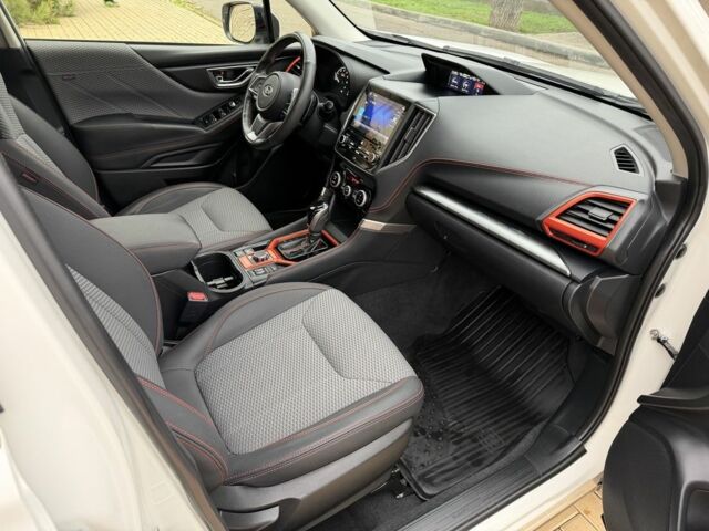 Белый Субару Форестер, объемом двигателя 2.5 л и пробегом 60 тыс. км за 25500 $, фото 20 на Automoto.ua