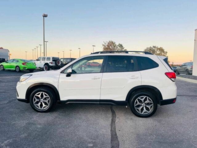 Белый Субару Форестер, объемом двигателя 2.5 л и пробегом 29 тыс. км за 15500 $, фото 4 на Automoto.ua