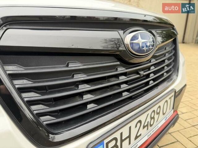 Белый Субару Форестер, объемом двигателя 2.5 л и пробегом 60 тыс. км за 25500 $, фото 7 на Automoto.ua