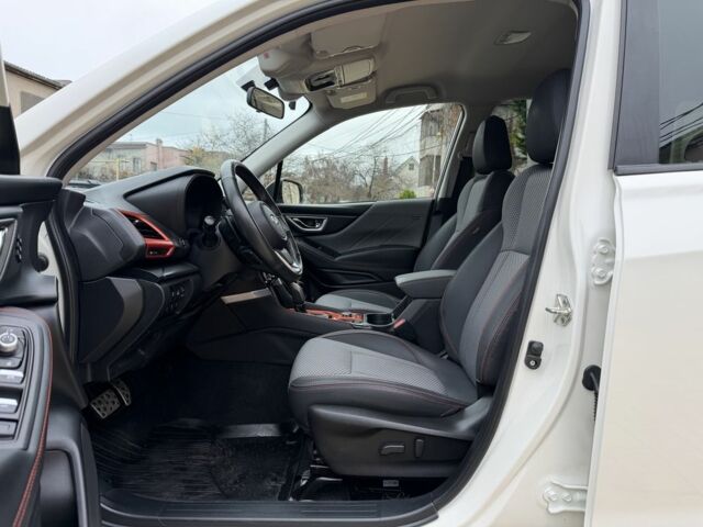 Белый Субару Форестер, объемом двигателя 2.5 л и пробегом 60 тыс. км за 25500 $, фото 18 на Automoto.ua