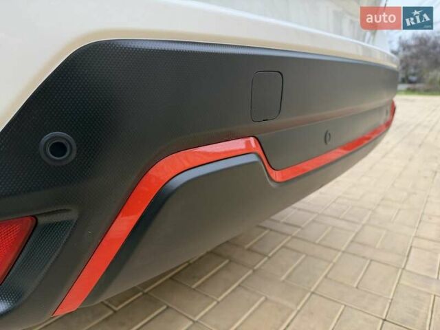 Белый Субару Форестер, объемом двигателя 2.5 л и пробегом 60 тыс. км за 25500 $, фото 9 на Automoto.ua