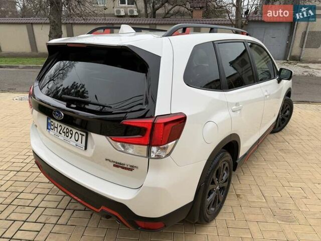 Белый Субару Форестер, объемом двигателя 2.5 л и пробегом 60 тыс. км за 25500 $, фото 3 на Automoto.ua