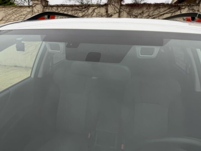 Белый Субару Форестер, объемом двигателя 2.5 л и пробегом 60 тыс. км за 25500 $, фото 7 на Automoto.ua