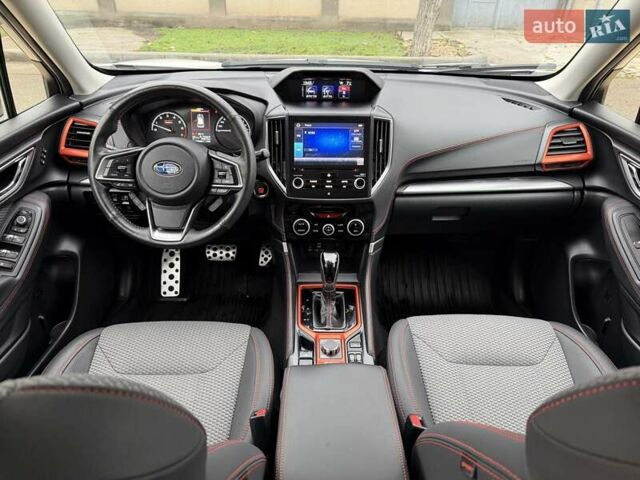 Белый Субару Форестер, объемом двигателя 2.5 л и пробегом 60 тыс. км за 25500 $, фото 18 на Automoto.ua