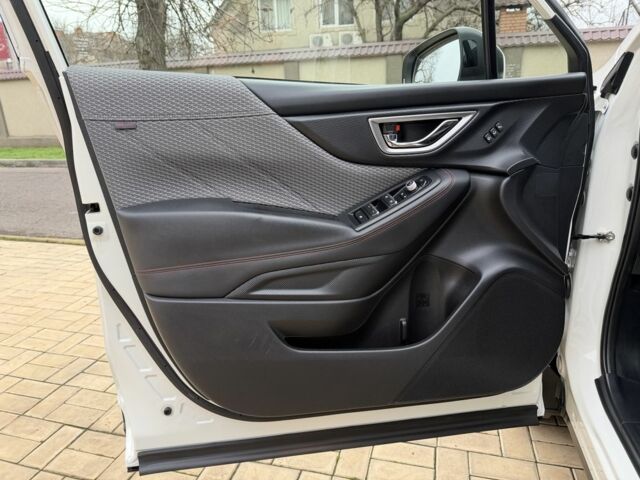 Белый Субару Форестер, объемом двигателя 2.5 л и пробегом 60 тыс. км за 25500 $, фото 22 на Automoto.ua