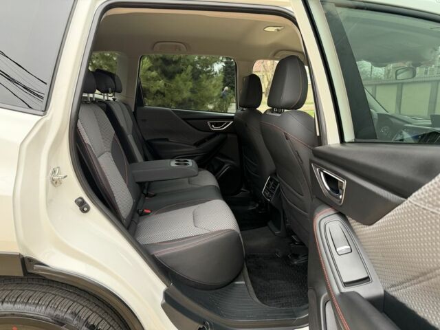 Белый Субару Форестер, объемом двигателя 2.5 л и пробегом 60 тыс. км за 25500 $, фото 21 на Automoto.ua