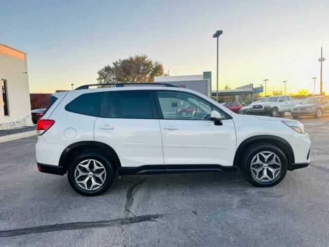 Белый Субару Форестер, объемом двигателя 2.5 л и пробегом 29 тыс. км за 15500 $, фото 3 на Automoto.ua