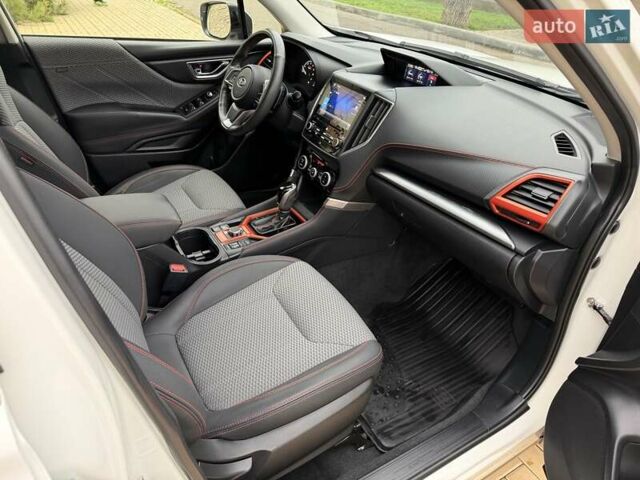 Белый Субару Форестер, объемом двигателя 2.5 л и пробегом 60 тыс. км за 25500 $, фото 42 на Automoto.ua