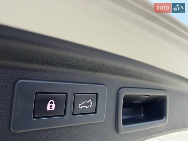 Белый Субару Форестер, объемом двигателя 2.5 л и пробегом 60 тыс. км за 25500 $, фото 50 на Automoto.ua