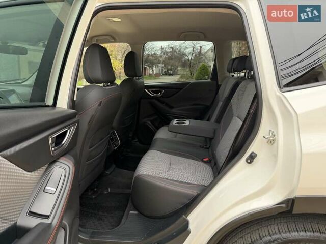 Белый Субару Форестер, объемом двигателя 2.5 л и пробегом 60 тыс. км за 25500 $, фото 39 на Automoto.ua