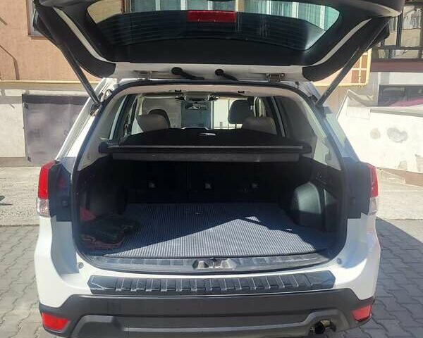 Білий Субару Forester, об'ємом двигуна 2.5 л та пробігом 24 тис. км за 21000 $, фото 1 на Automoto.ua