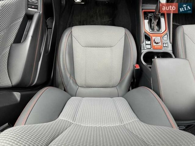 Белый Субару Форестер, объемом двигателя 2.5 л и пробегом 60 тыс. км за 25500 $, фото 22 на Automoto.ua