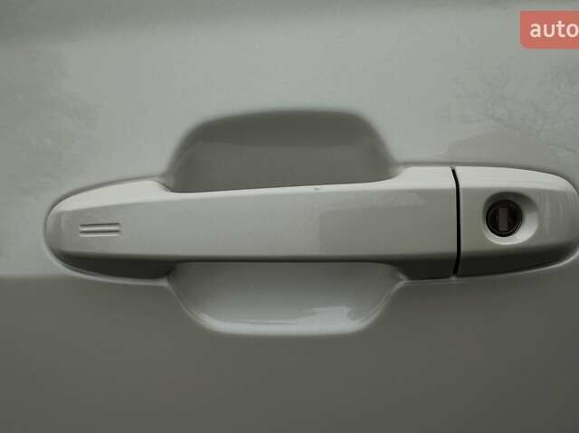 Білий Субару Forester, об'ємом двигуна 2.5 л та пробігом 40 тис. км за 25400 $, фото 24 на Automoto.ua