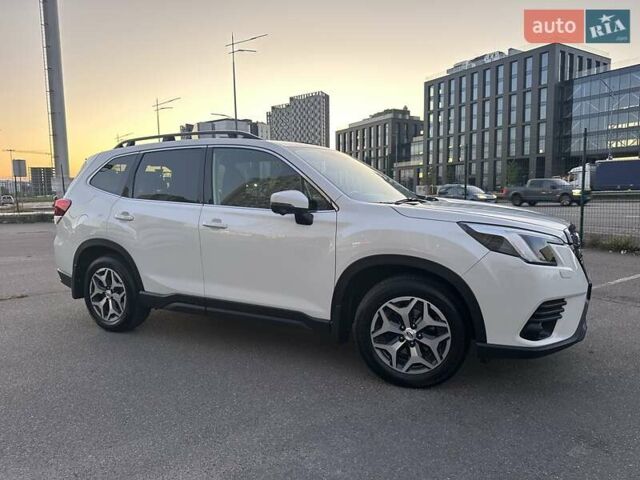 Белый Субару Форестер, объемом двигателя 2 л и пробегом 36 тыс. км за 29700 $, фото 37 на Automoto.ua