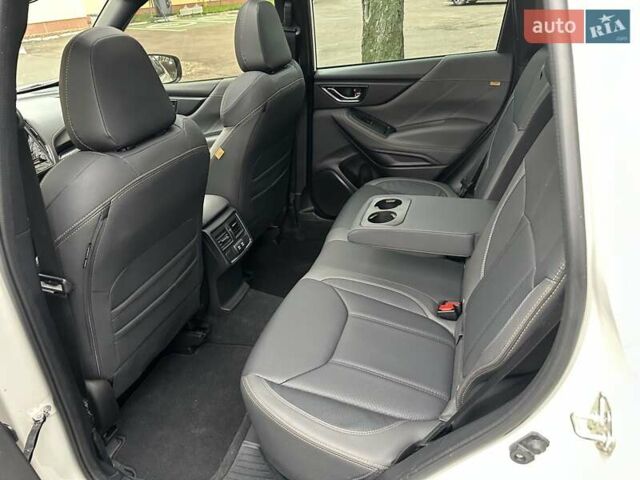 Білий Субару Forester, об'ємом двигуна 2.5 л та пробігом 40 тис. км за 25400 $, фото 46 на Automoto.ua