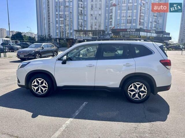 Белый Субару Форестер, объемом двигателя 2 л и пробегом 36 тыс. км за 29700 $, фото 12 на Automoto.ua