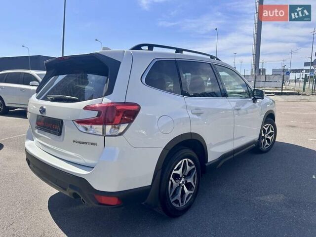 Белый Субару Форестер, объемом двигателя 2 л и пробегом 36 тыс. км за 29700 $, фото 5 на Automoto.ua