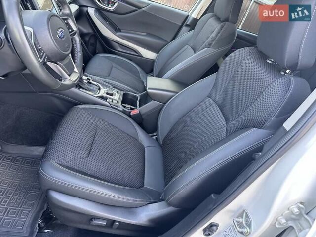 Белый Субару Форестер, объемом двигателя 2 л и пробегом 36 тыс. км за 29700 $, фото 54 на Automoto.ua