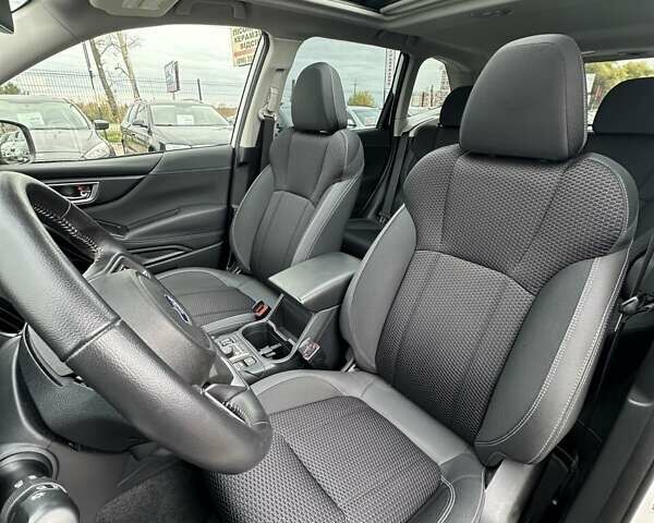 Білий Субару Forester, об'ємом двигуна 2.46 л та пробігом 21 тис. км за 22700 $, фото 16 на Automoto.ua