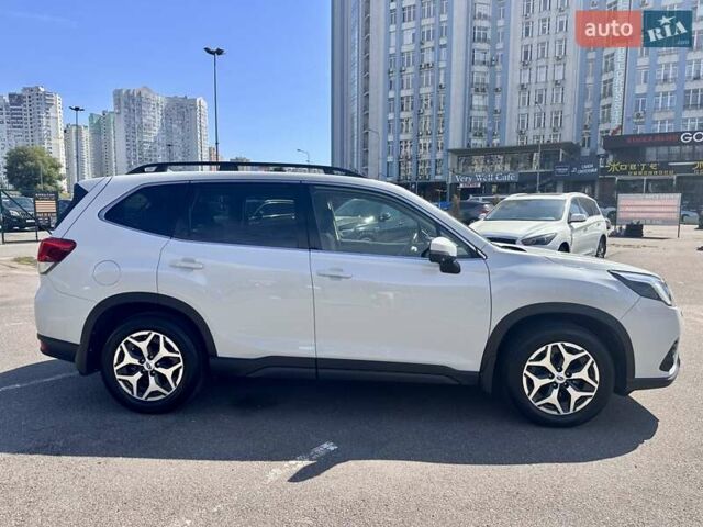 Белый Субару Форестер, объемом двигателя 2 л и пробегом 36 тыс. км за 29700 $, фото 35 на Automoto.ua