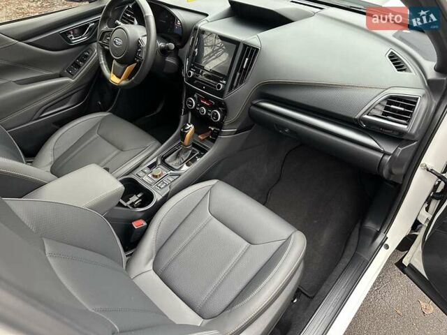 Білий Субару Forester, об'ємом двигуна 2.5 л та пробігом 40 тис. км за 25400 $, фото 58 на Automoto.ua