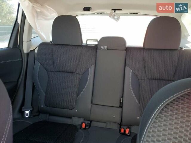 Белый Субару Форестер, объемом двигателя 2.5 л и пробегом 8 тыс. км за 6500 $, фото 9 на Automoto.ua