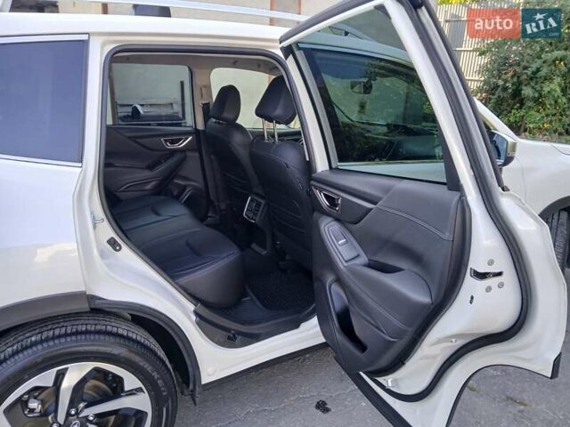 Белый Субару Форестер, объемом двигателя 2.5 л и пробегом 31 тыс. км за 23350 $, фото 23 на Automoto.ua