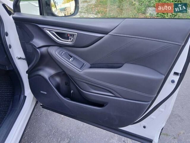 Белый Субару Форестер, объемом двигателя 2.5 л и пробегом 31 тыс. км за 23350 $, фото 20 на Automoto.ua