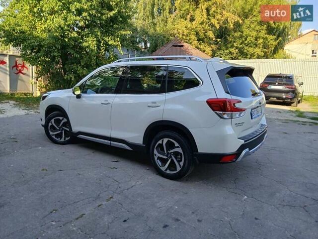 Белый Субару Форестер, объемом двигателя 2.5 л и пробегом 31 тыс. км за 23350 $, фото 6 на Automoto.ua