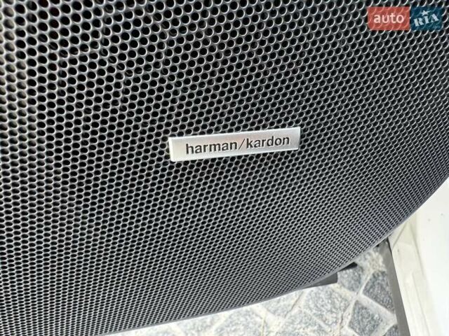 Белый Субару Форестер, объемом двигателя 2.5 л и пробегом 32 тыс. км за 25800 $, фото 16 на Automoto.ua