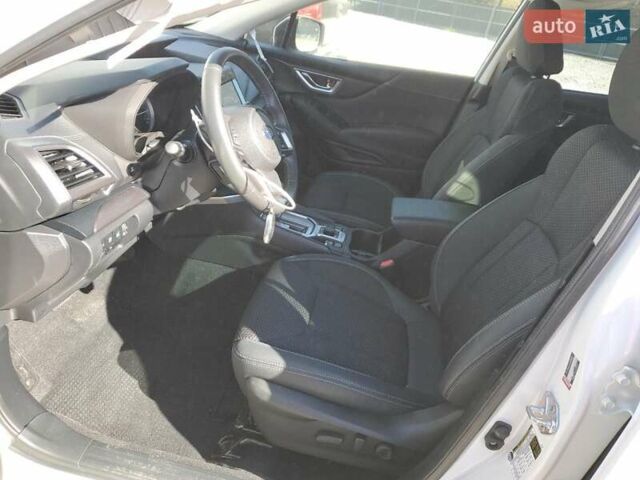 Белый Субару Форестер, объемом двигателя 2.5 л и пробегом 8 тыс. км за 6500 $, фото 6 на Automoto.ua