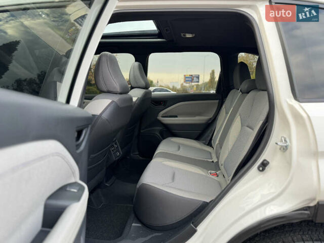 Білий Субару Forester, об'ємом двигуна 2.5 л та пробігом 4 тис. км за 33900 $, фото 28 на Automoto.ua