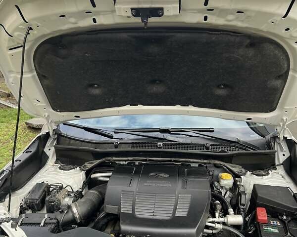 Белый Субару Форестер, объемом двигателя 2.5 л и пробегом 47 тыс. км за 28000 $, фото 16 на Automoto.ua