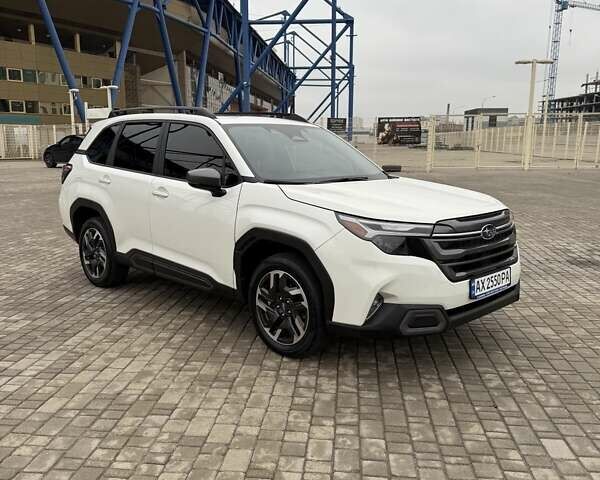 Білий Субару Forester, об'ємом двигуна 2.5 л та пробігом 13 тис. км за 29700 $, фото 1 на Automoto.ua